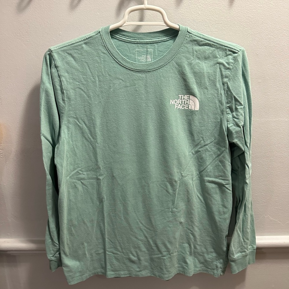 The North Face Men’s Box Long Sleeve Tee Shirt.